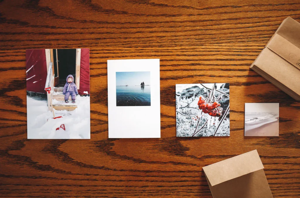 Professional Greeting Card Printing Service in Qatar for Personal and Corporate Use